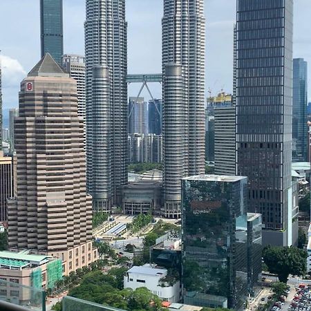 Legasi Kampung Baru Guest House By Rumahrehat Twin Tower View Куала-Лумпур Екстер'єр фото